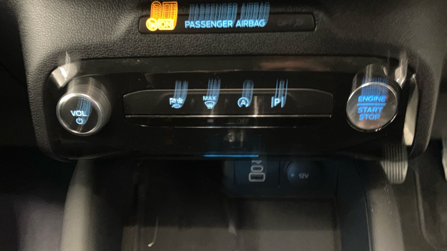 Used Ford Kuga 2025 for sale - 77380599: Photo 31