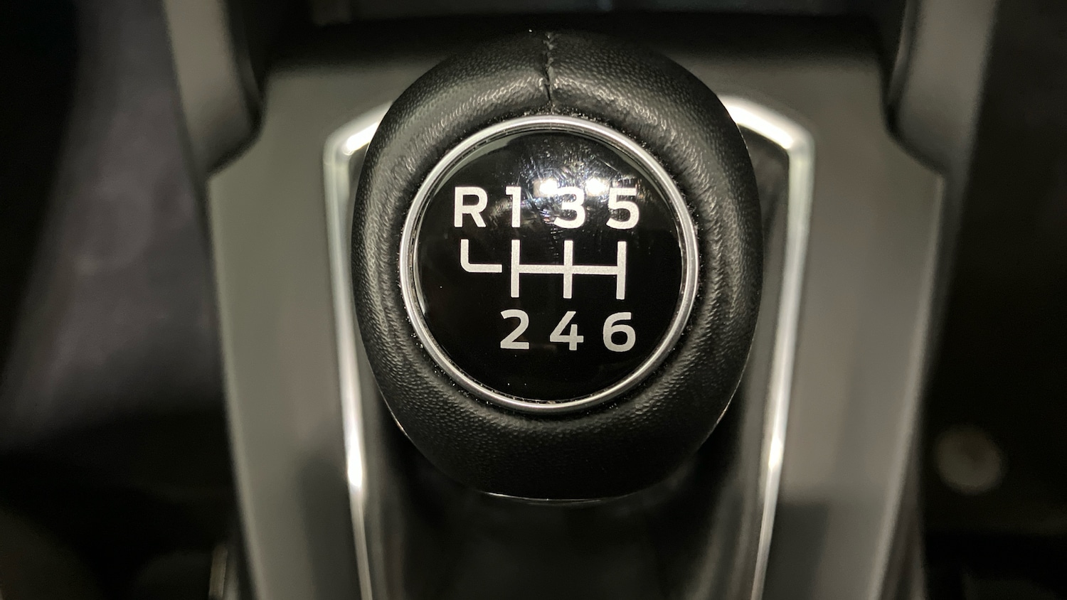 Used Ford Kuga 2025 for sale - 77380599: Photo 32