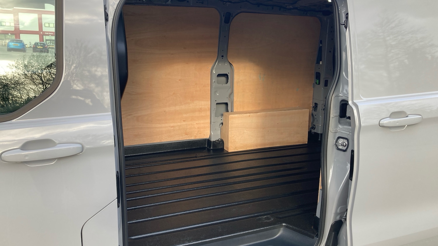 Used Ford Transit Custom 2025 for sale - 78090546: Photo 5