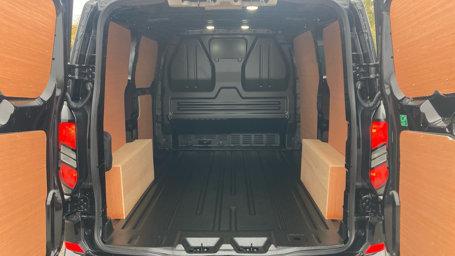 Used Ford Transit Custom 2025 for sale - 76517514: Photo 12