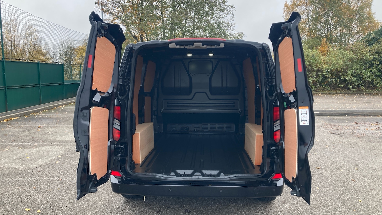 Used Ford Transit Custom 2025 for sale - 76517514: Photo 3