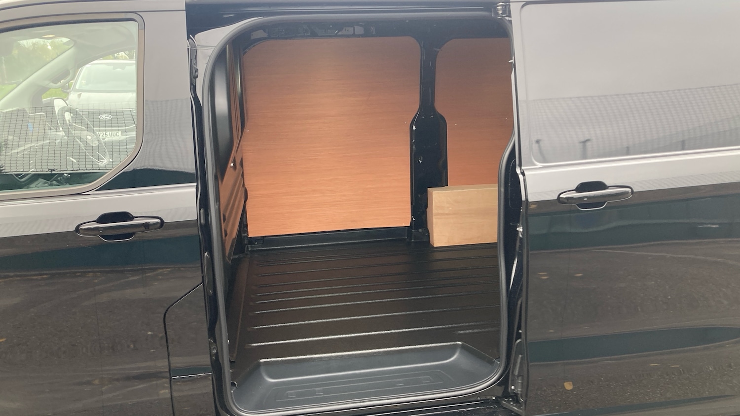 Used Ford Transit Custom 2025 for sale - 76517514: Photo 5