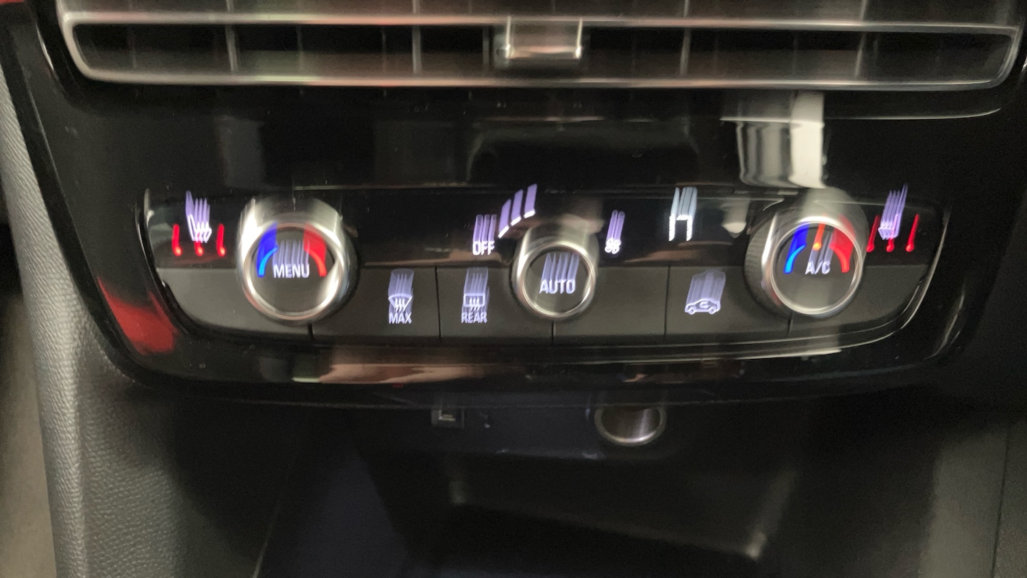 Used Vauxhall Mokka 2023 for sale - 76931113: Photo 25