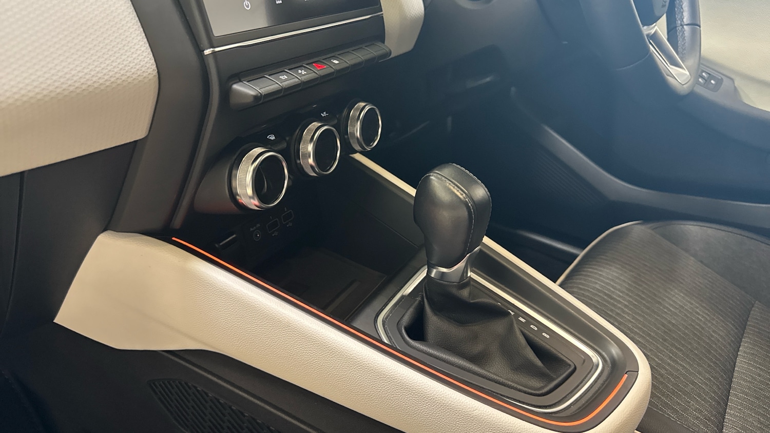 Used Renault Clio 2022 for sale - 77933923: Photo 13