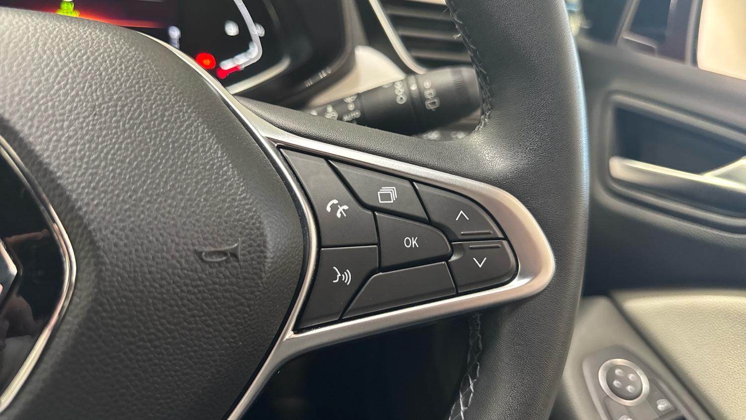 Used Renault Clio 2022 for sale - 77933923: Photo 29