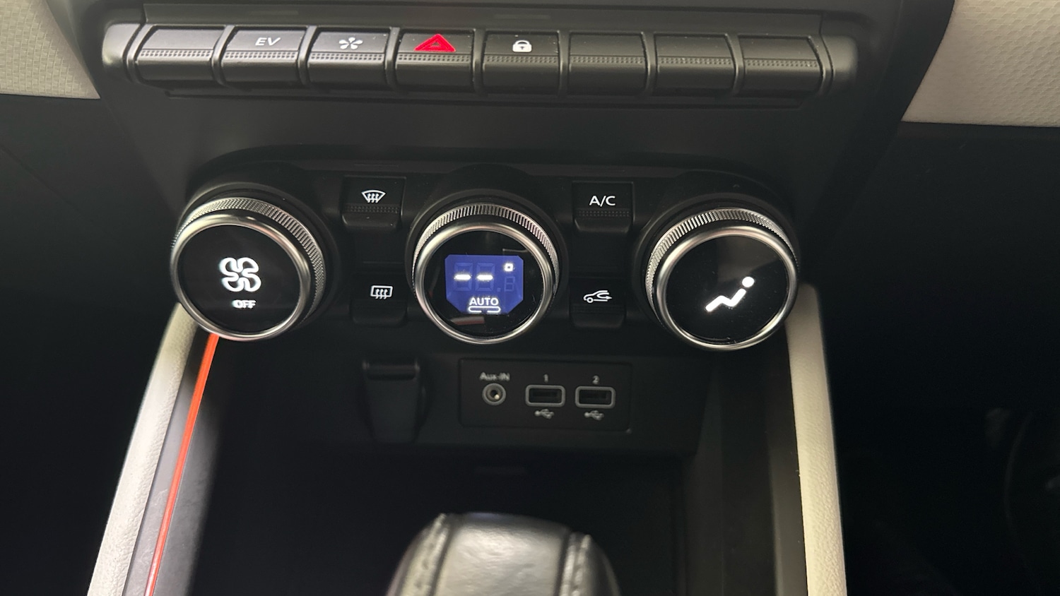 Used Renault Clio 2022 for sale - 77933923: Photo 31