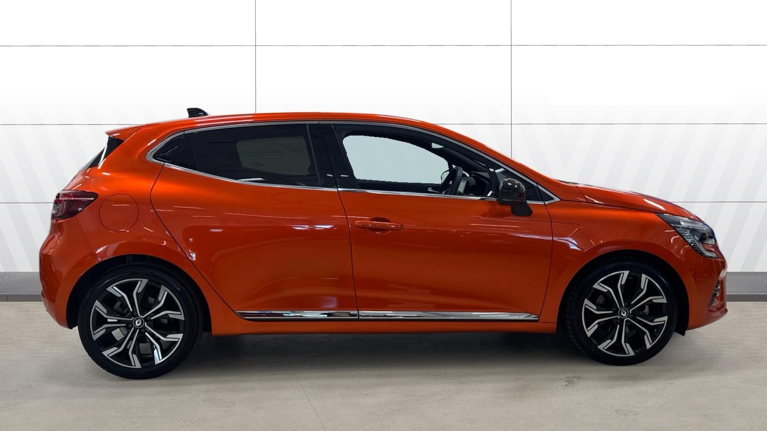 Used Renault Clio 2022 for sale - 77933923: Photo 5