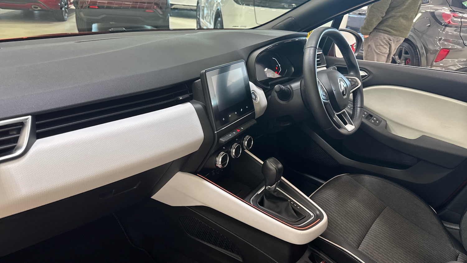 Used Renault Clio 2022 for sale - 77933923: Photo 9