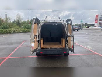 Used Ford Transit Courier 2023 for sale - 79672624: Photo