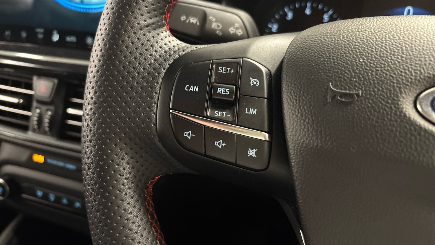 Used Ford Focus 2023 for sale - 77605161: Photo 28