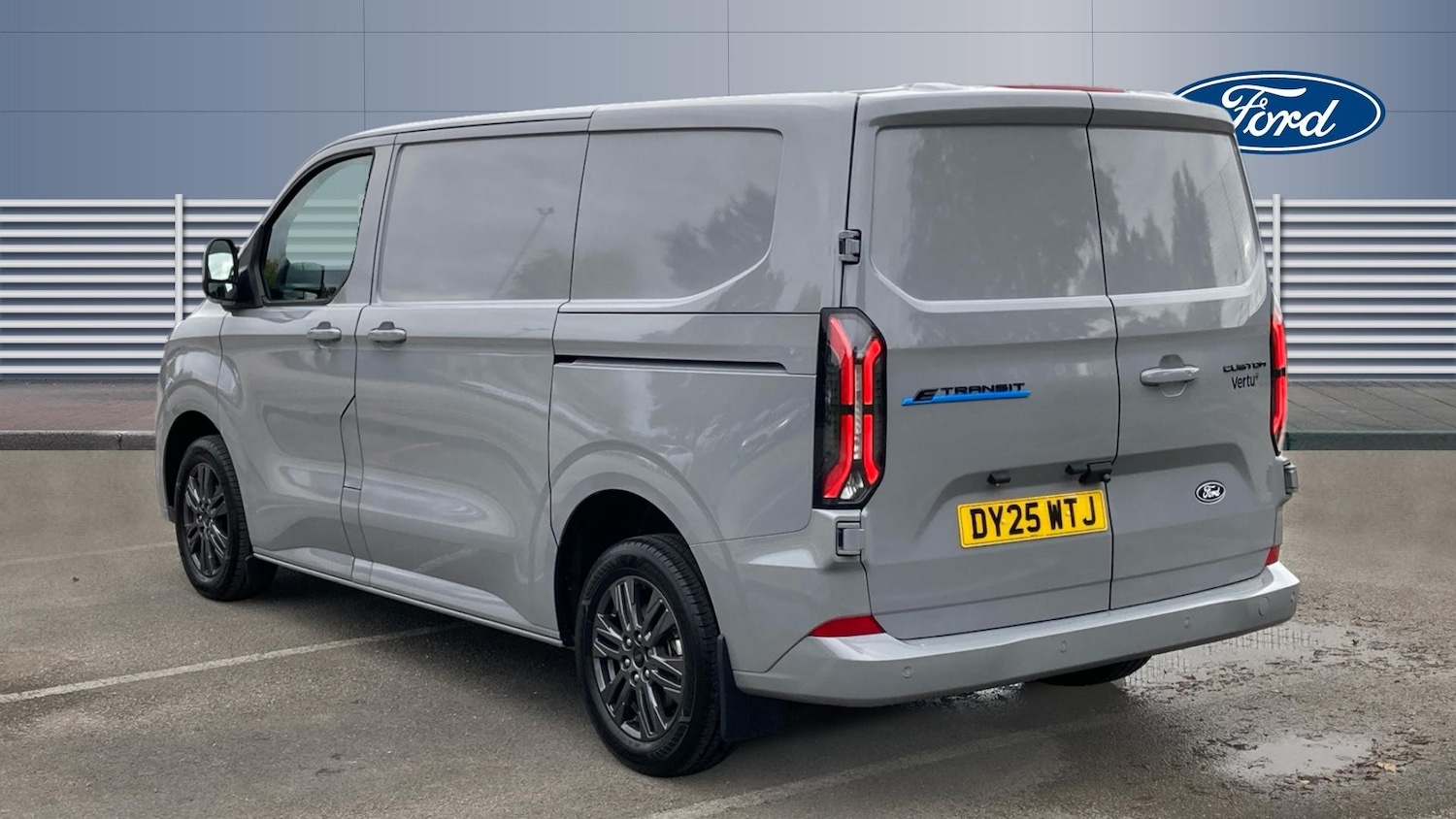 Used Ford Transit Custom 2025 for sale - 76608598: Photo 2