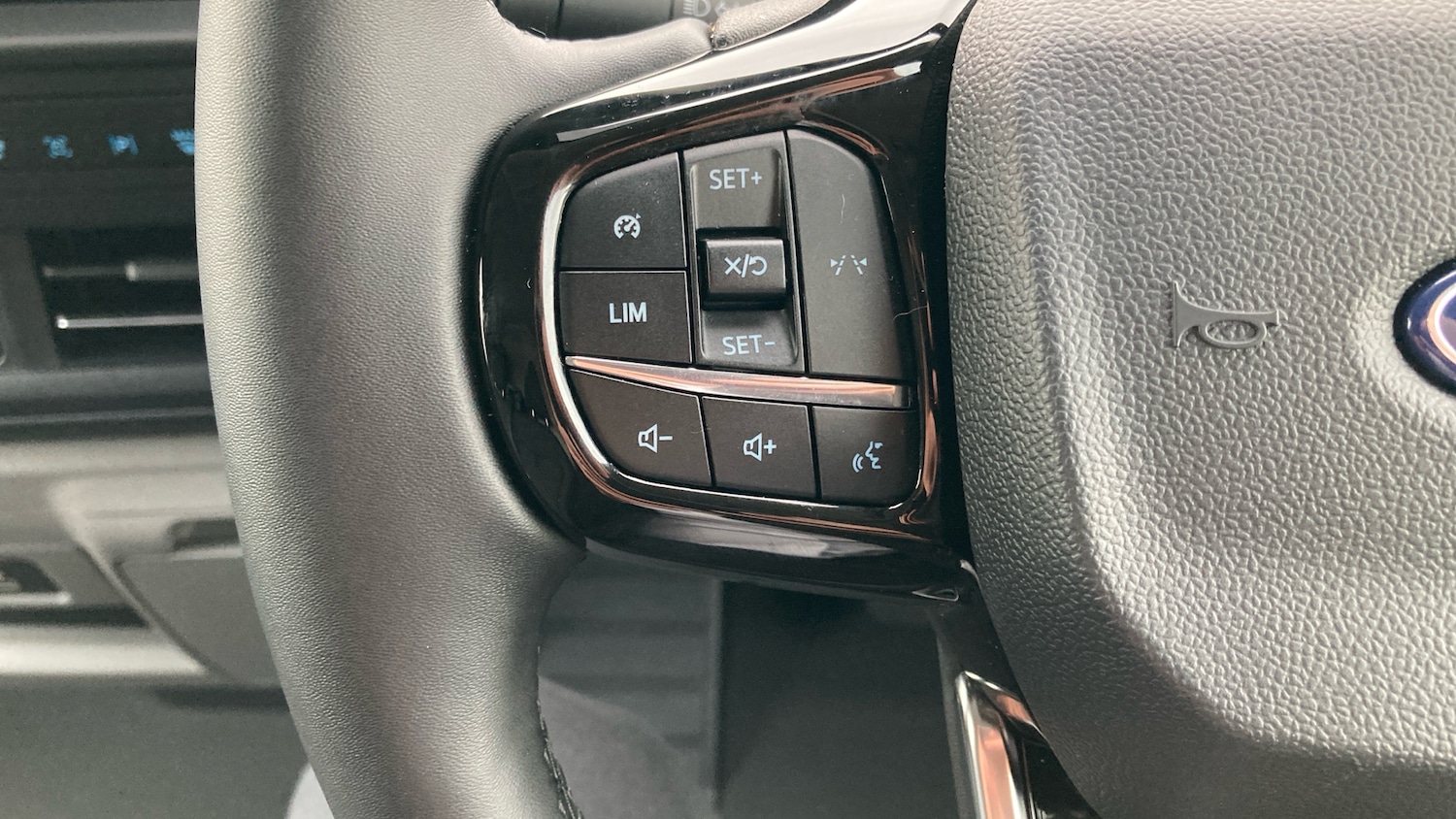 Used Ford Transit Custom 2025 for sale - 76608598: Photo 37