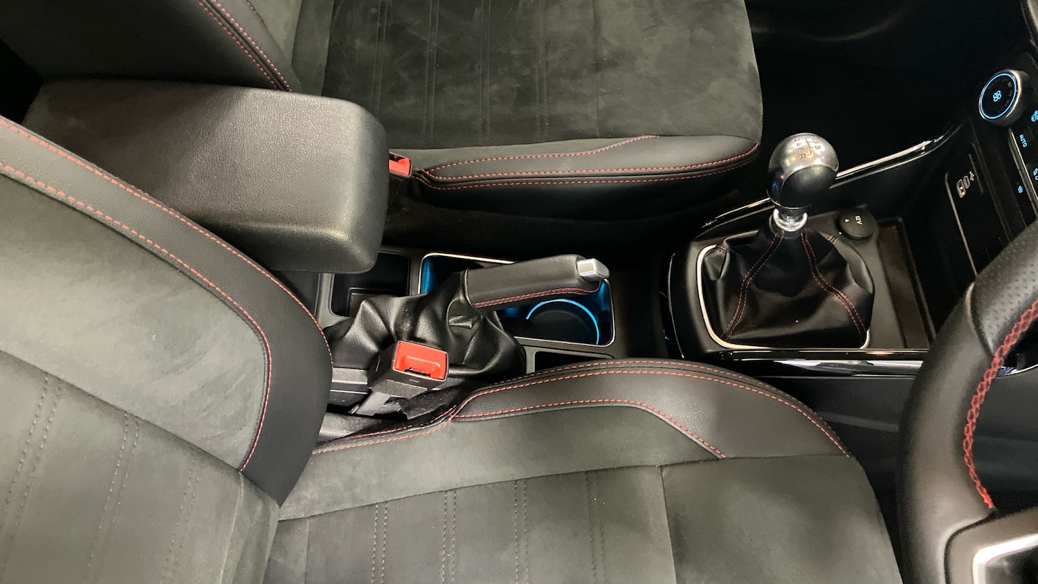 Used Ford Ecosport 2023 for sale - 77590299: Photo 30