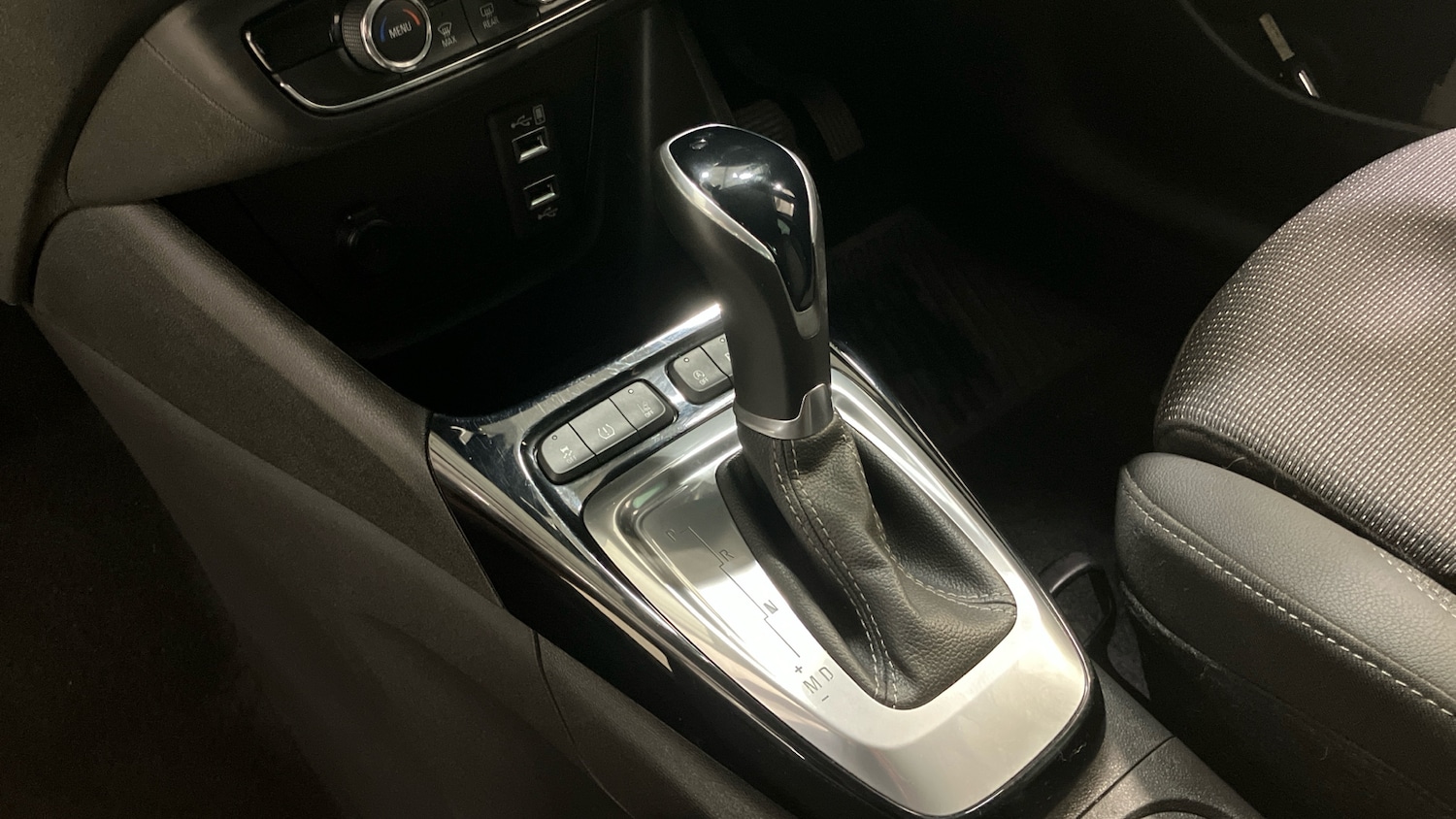 Used Vauxhall Crossland 2022 for sale - 77687895: Photo 13