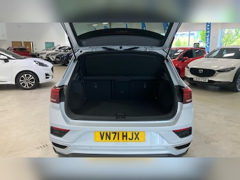 Used Volkswagen T-Roc 2021 for sale - 78465545: Photo