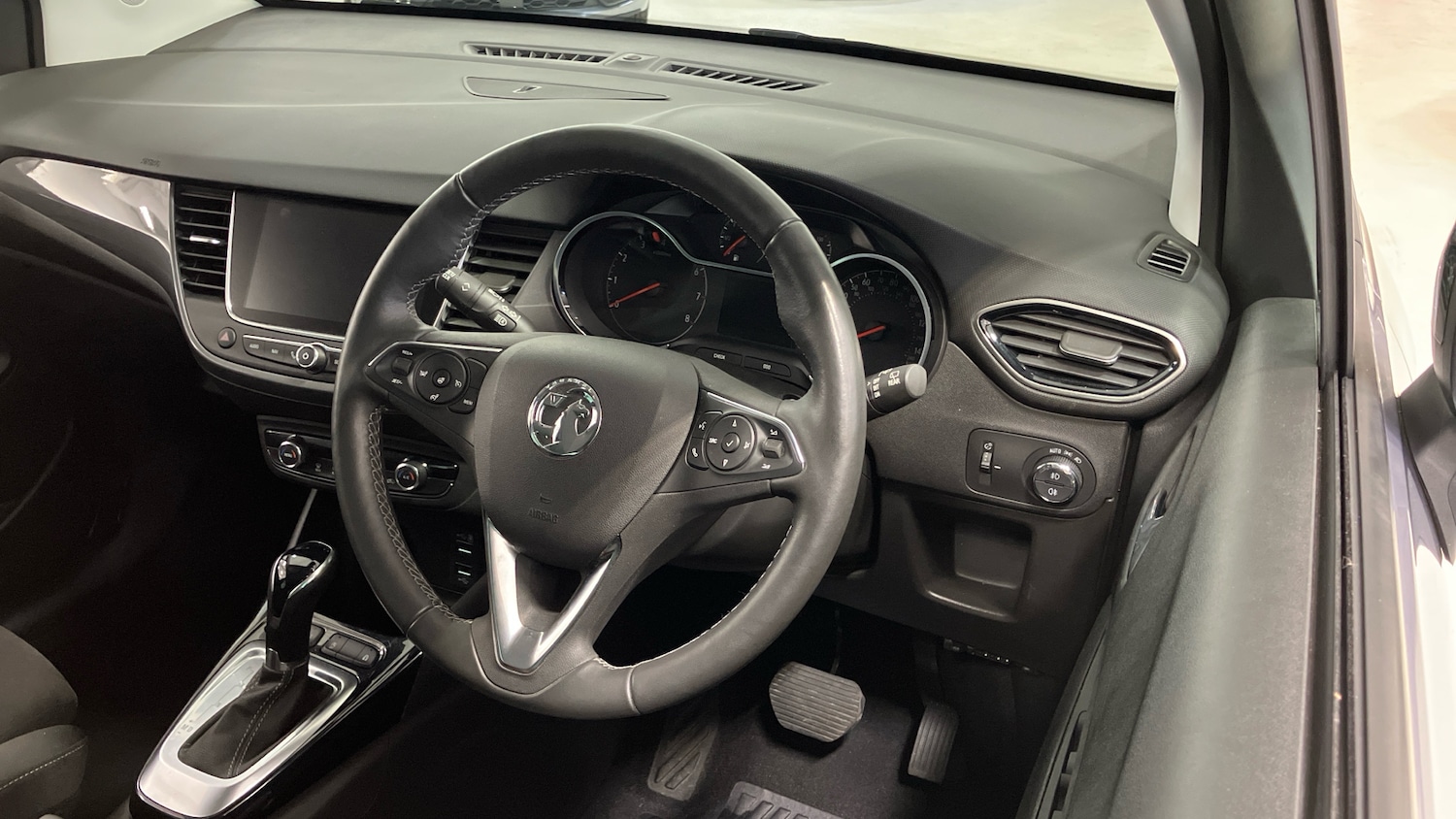 Used Vauxhall Crossland 2022 for sale - 76352949: Photo 11