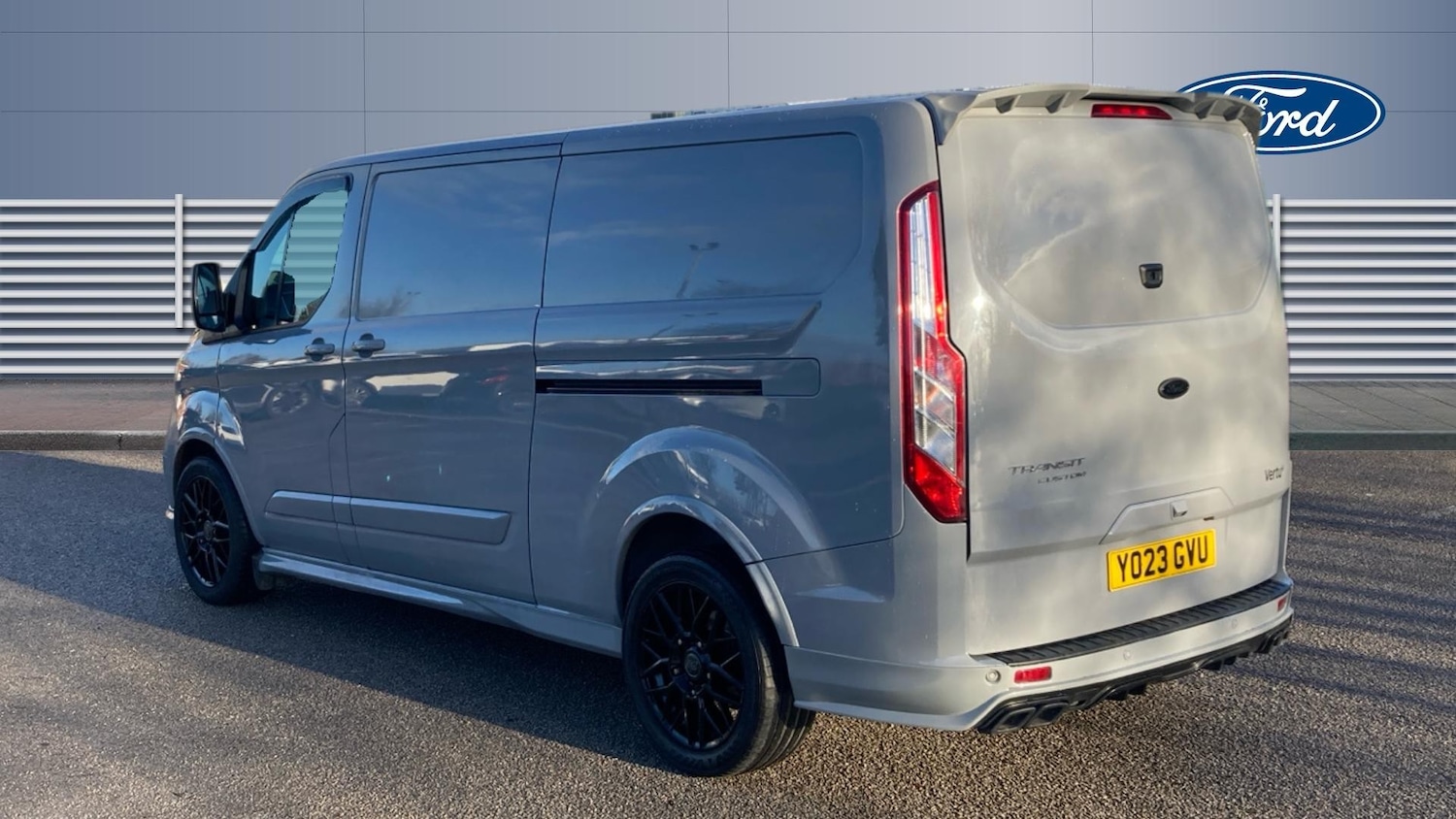 Used Ford Transit Custom 2023 for sale - 77011662: Photo 2
