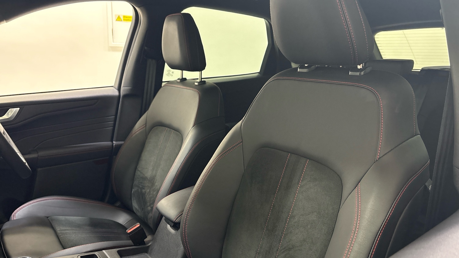 Used Ford Kuga 2024 for sale - 76477780: Photo 24