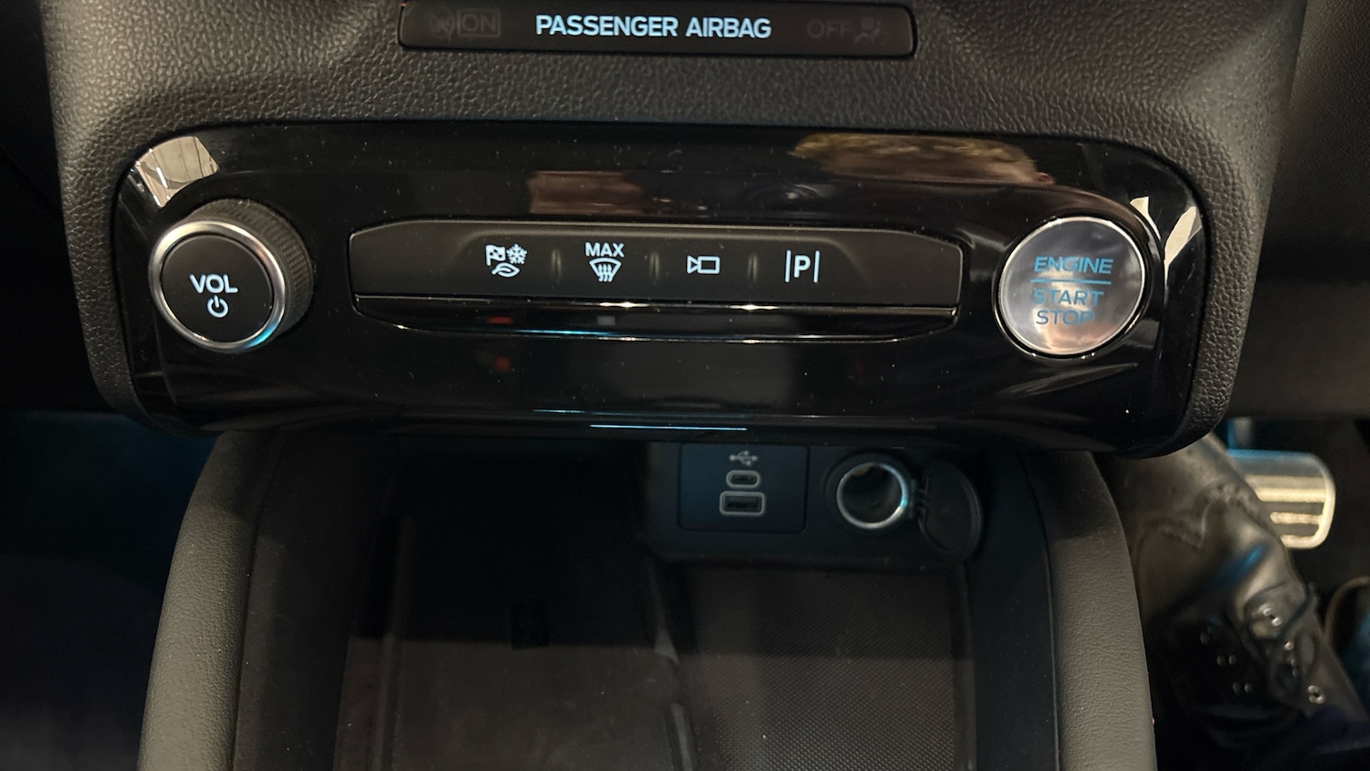 Used Ford Kuga 2024 for sale - 76477780: Photo 40