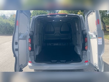 Used Ford Transit Custom 2024 for sale - 75620892: Photo