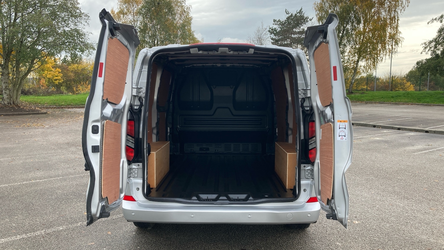 Used Ford Transit Custom 2025 for sale - 76490421: Photo 3