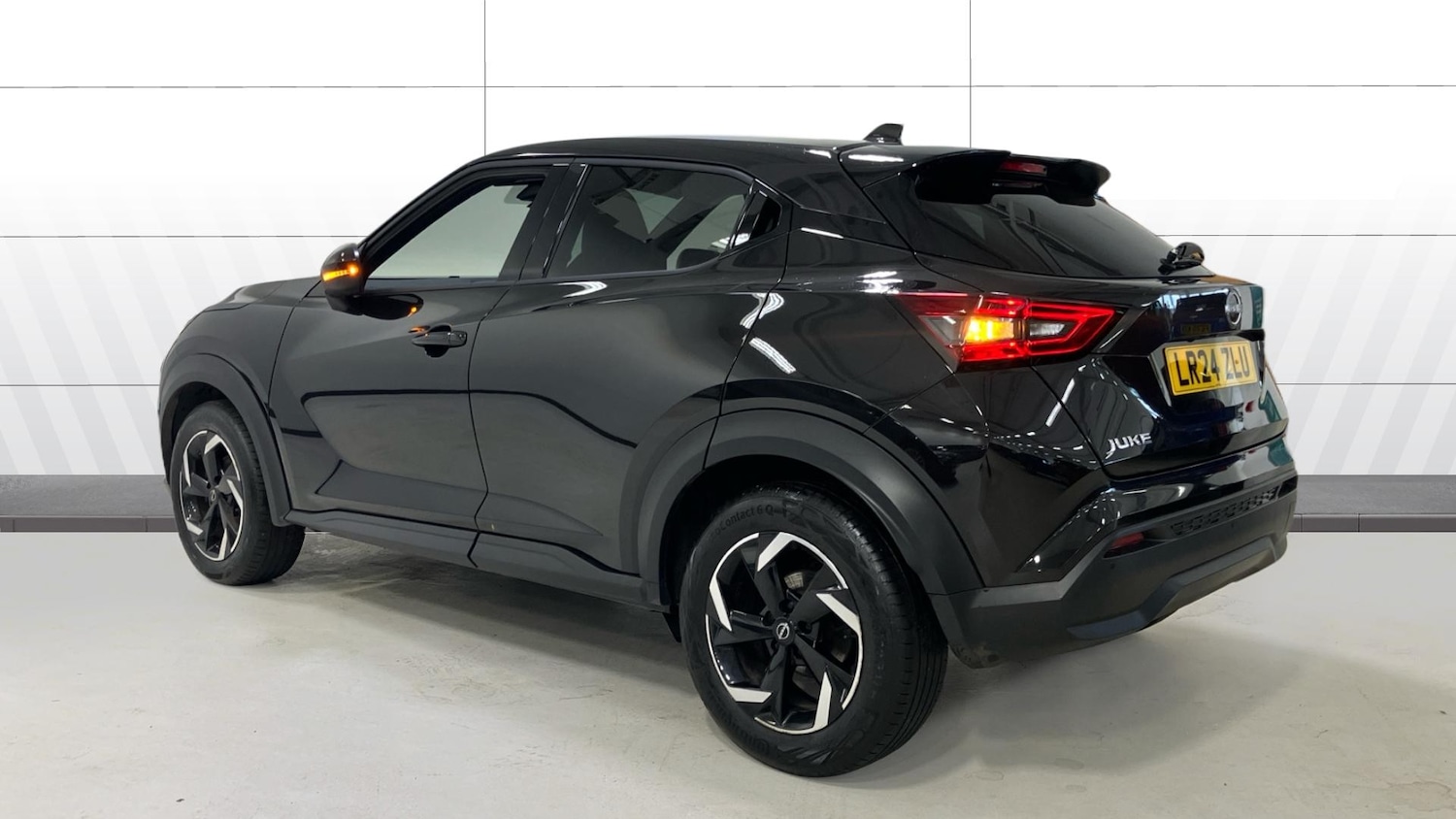 Used Nissan Juke 2024 for sale - 77707045: Photo 2