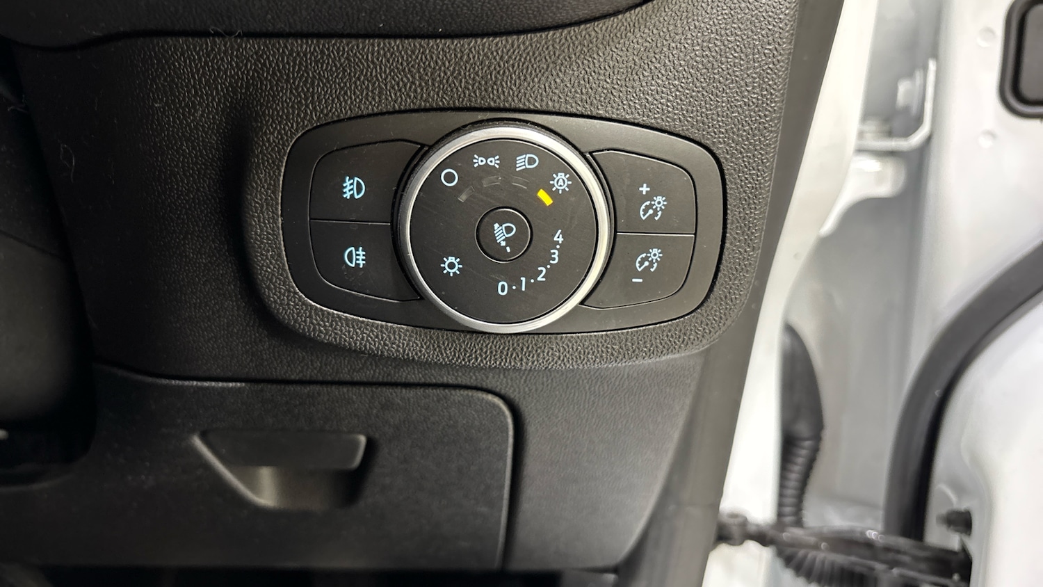 Used Ford Fiesta 2018 for sale - 76807028: Photo 25