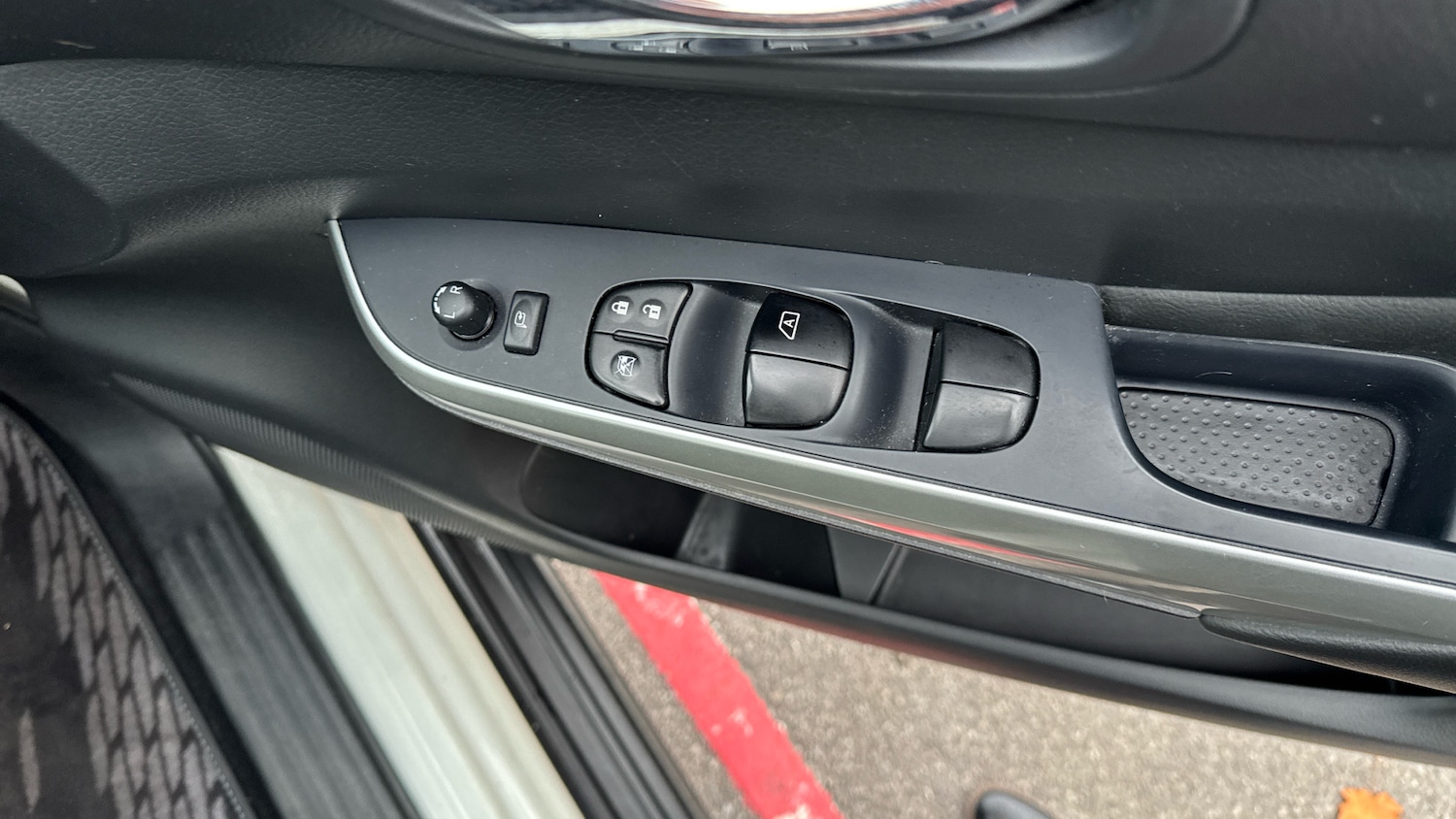 Used Nissan Navara 2021 for sale - 76352951: Photo 28