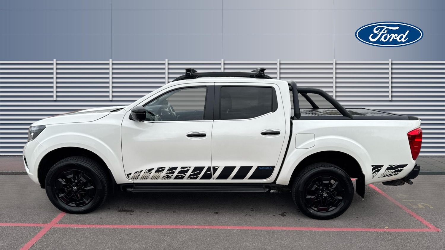 Used Nissan Navara 2021 for sale - 76352951: Photo 4