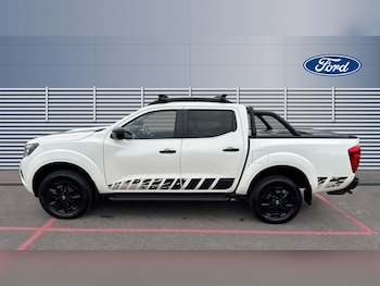 Used Nissan Navara 2021 for sale - 76352951: Photo
