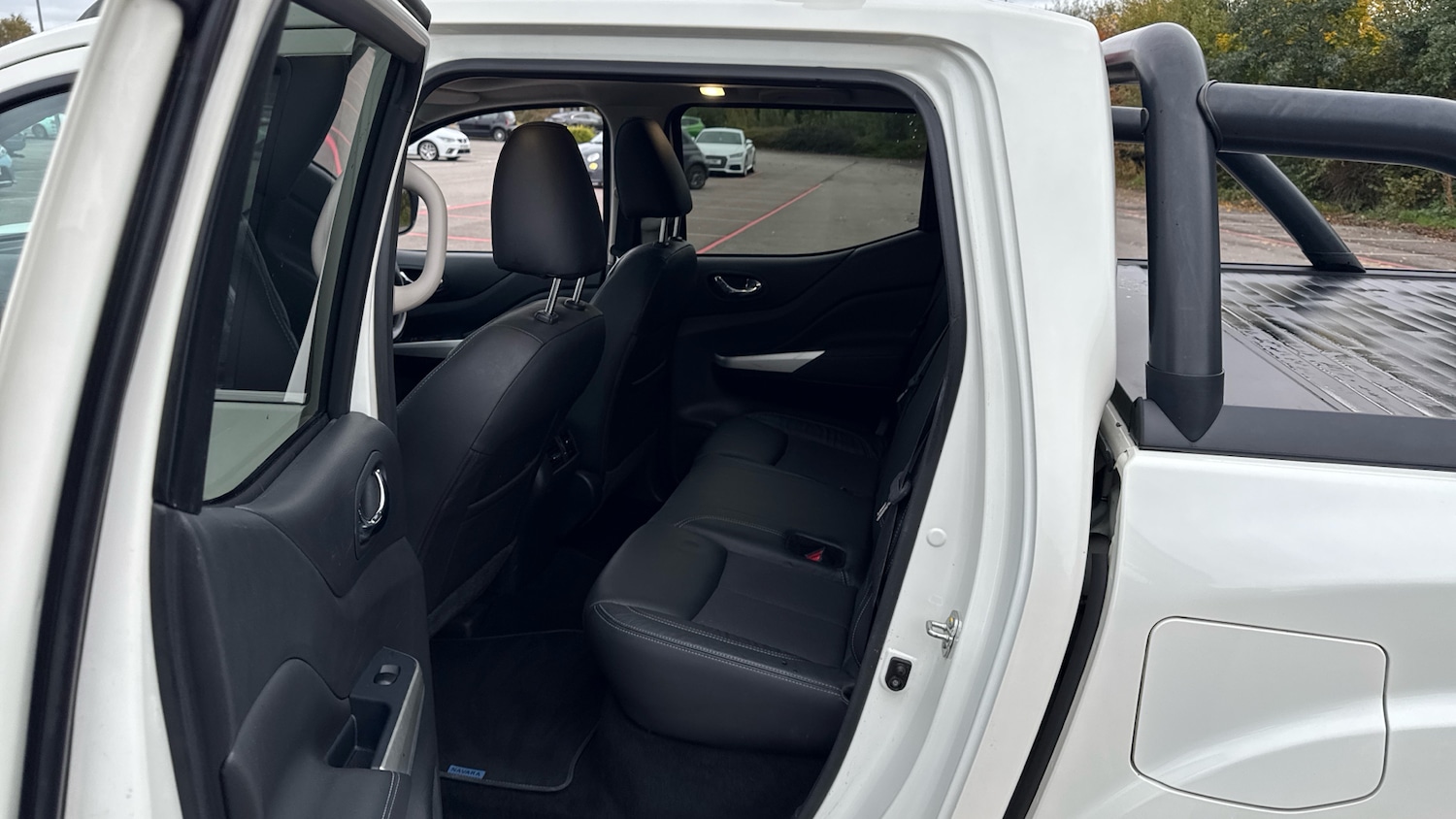 Used Nissan Navara 2021 for sale - 76352951: Photo 5