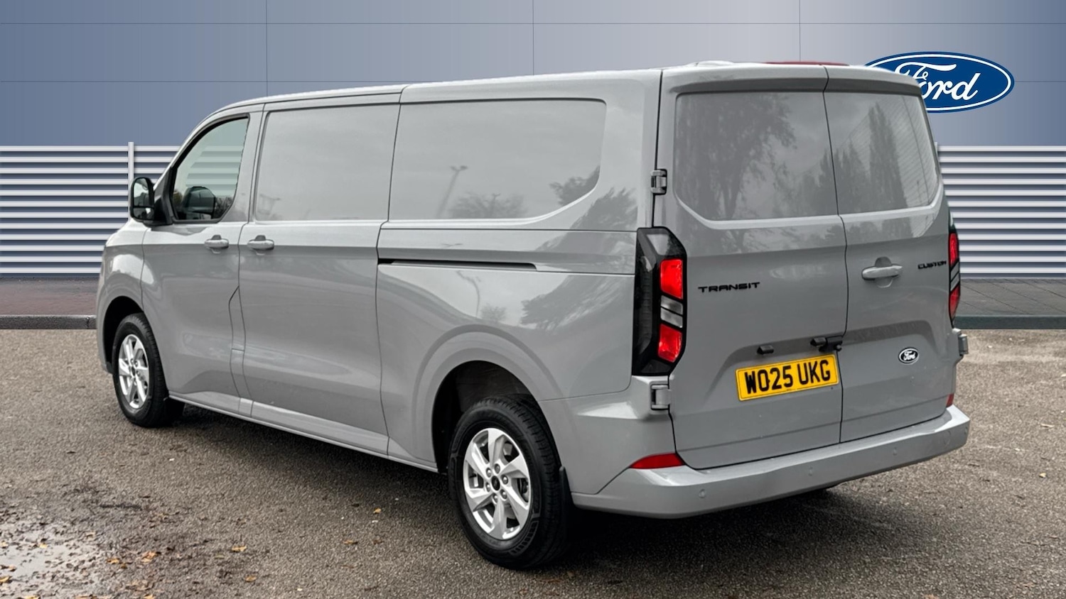 Used Ford Transit Custom 2025 for sale - 76504840: Photo 2