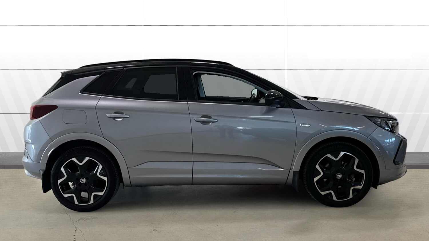 Used Vauxhall Grandland 2023 for sale - 77961687: Photo 5