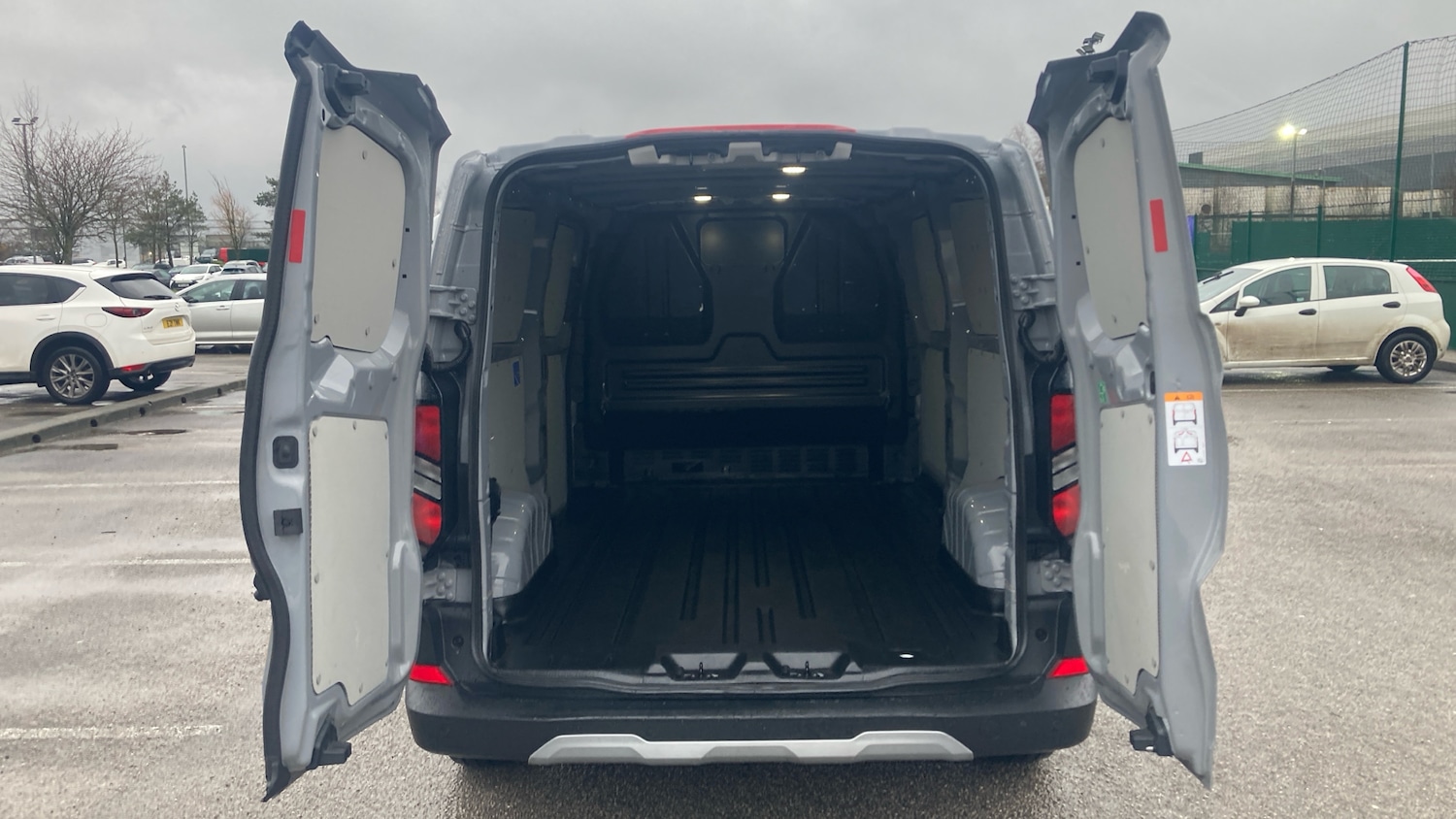 Used Ford Transit Custom 2025 for sale - 77336485: Photo 3