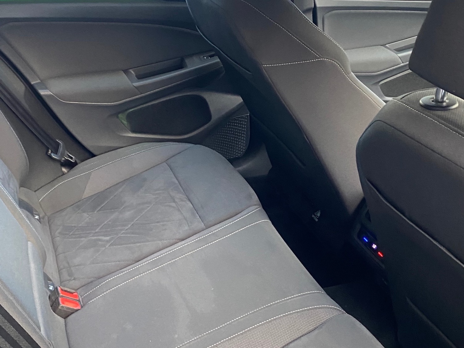 Used Volkswagen Golf 2021 for sale - 76696307: Photo 4