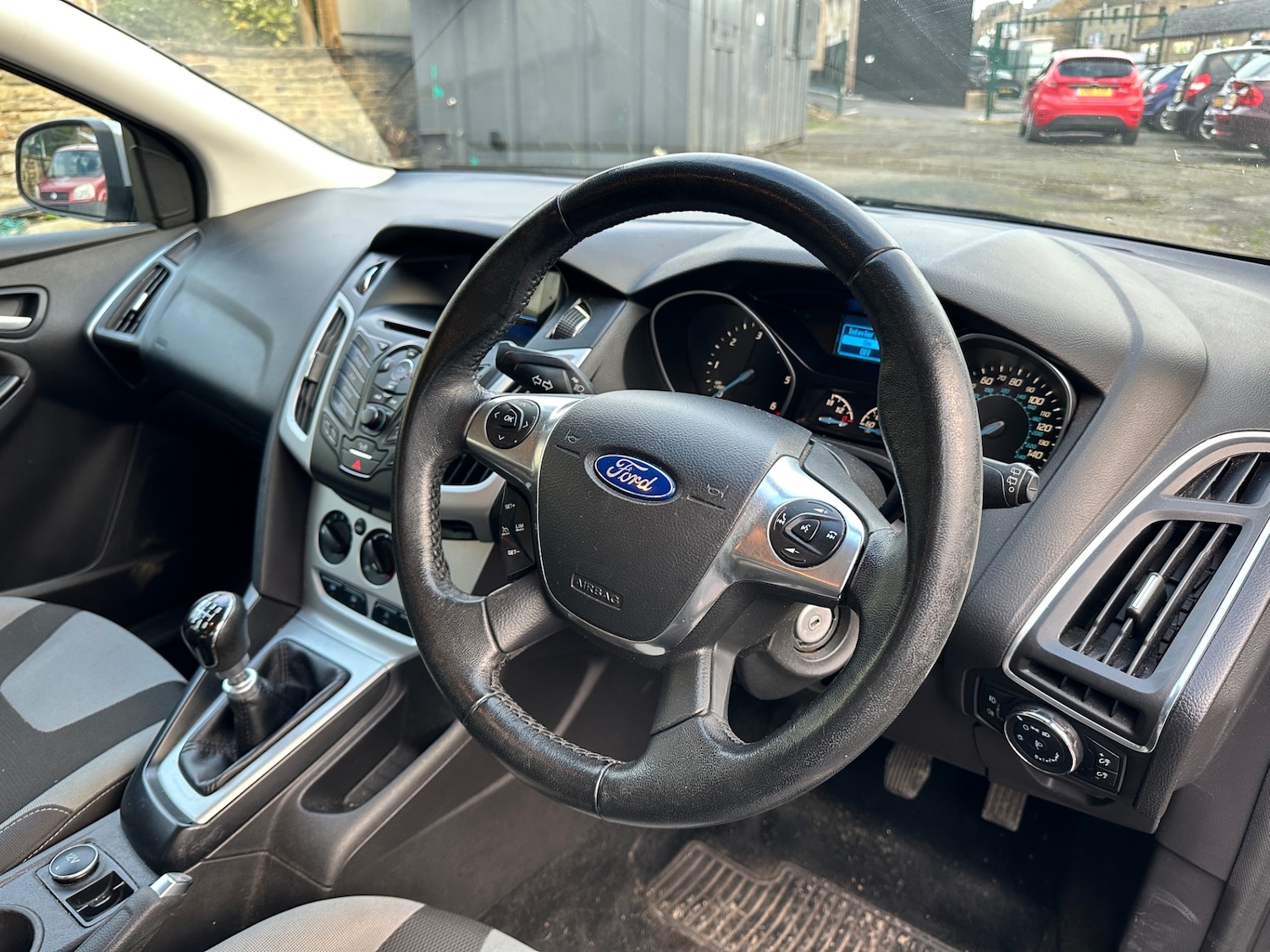 Used Ford Focus 2013 for sale - 76896491: Photo 9