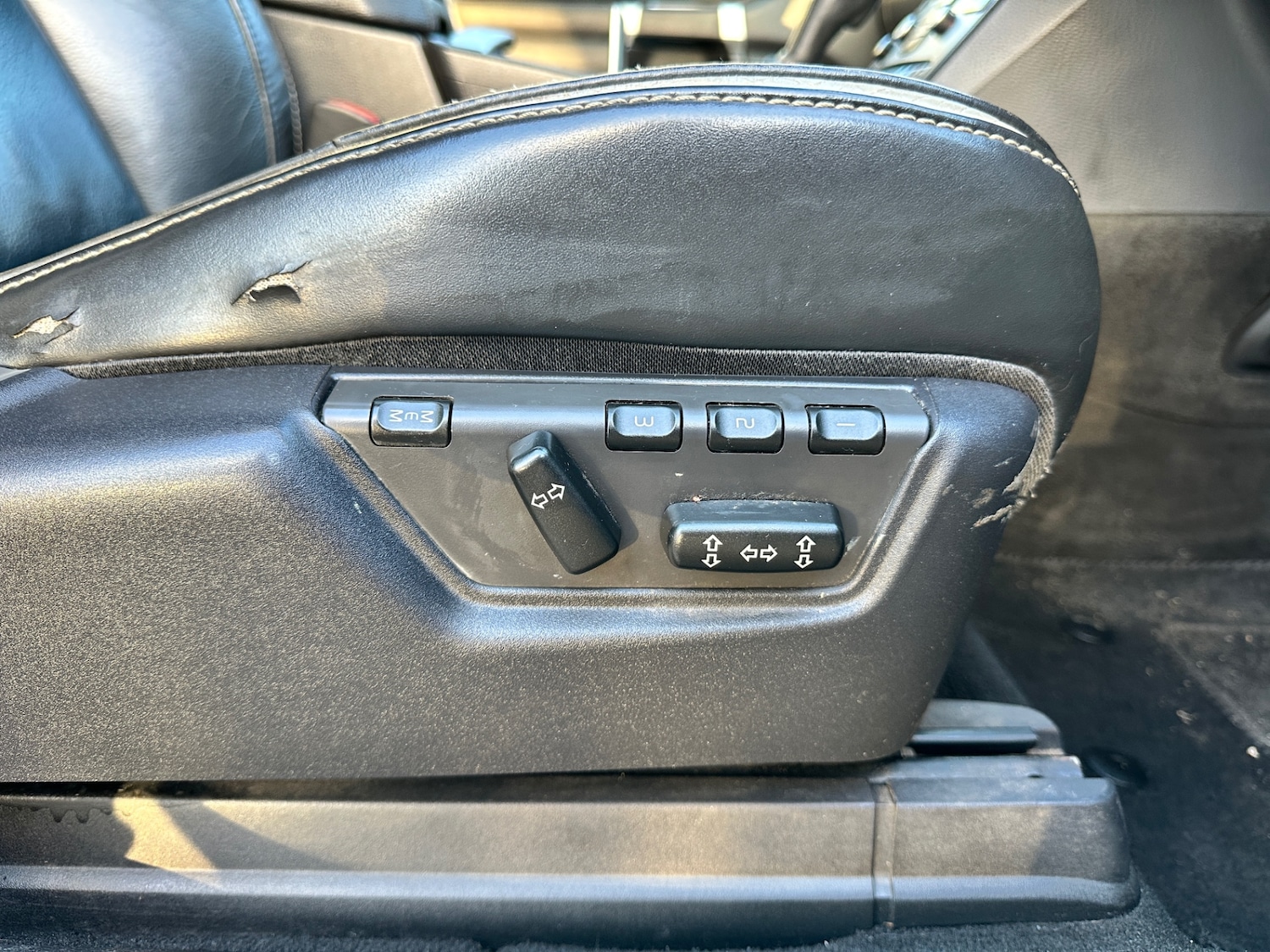 Used Volvo XC90 2007 for sale - 76895863: Photo 12