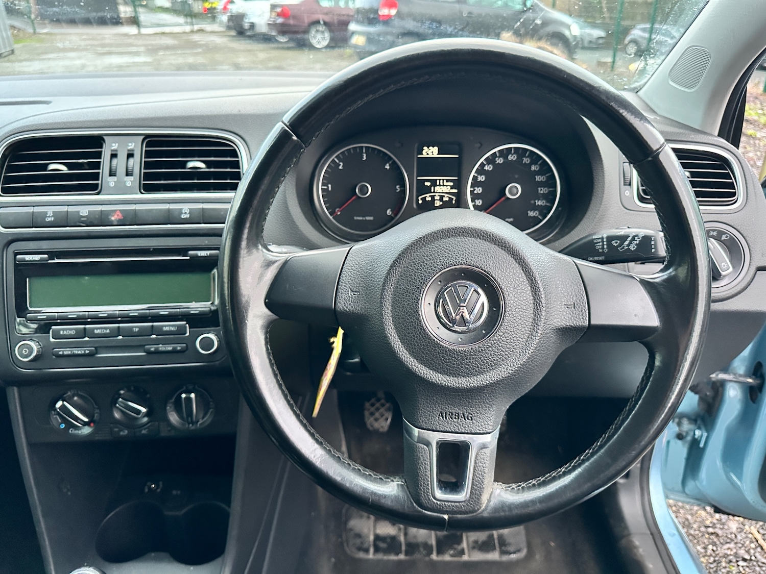 Used Volkswagen Polo 2010 for sale - 77180677: Photo 11