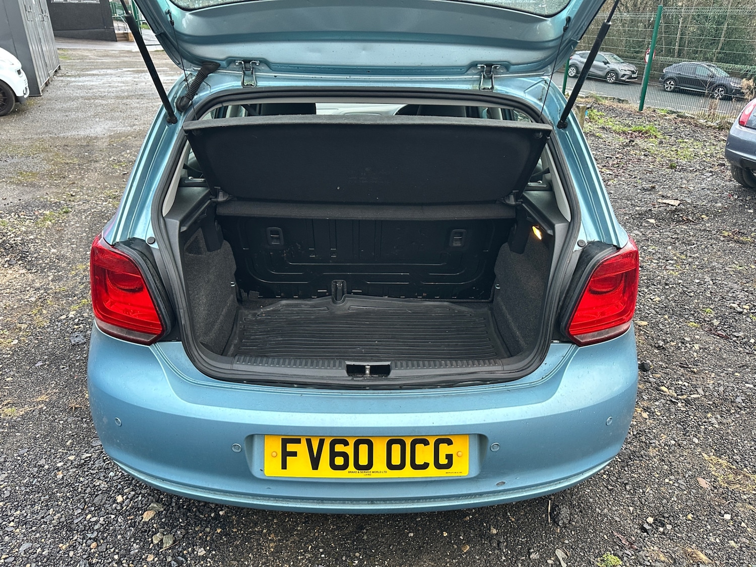 Used Volkswagen Polo 2010 for sale - 77180677: Photo 7