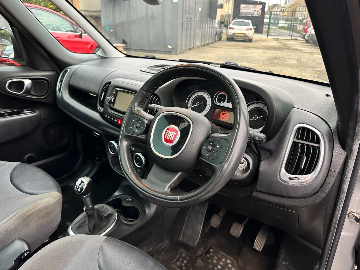 Used Fiat 500L 2013 for sale - 77063524: Photo 10
