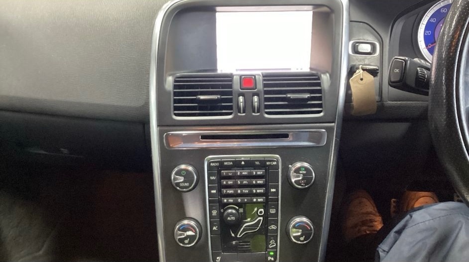 Used Volvo XC60 2012 for sale - 77793104: Photo 10