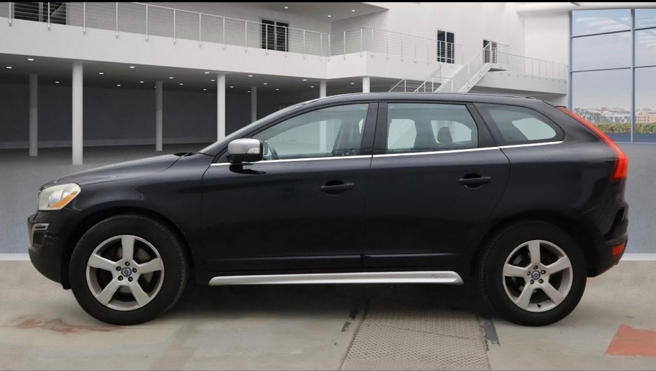 Used Volvo XC60 2012 for sale - 77793104: Photo 3