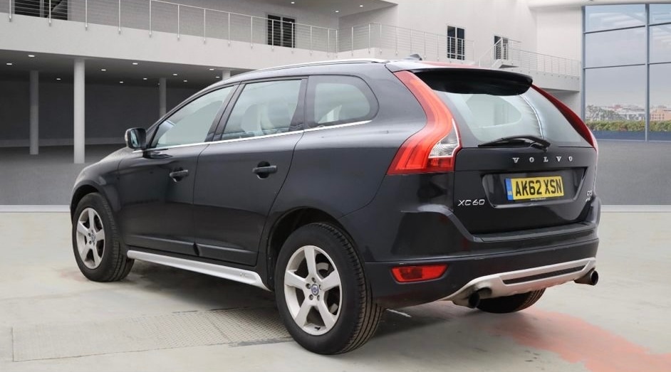Used Volvo XC60 2012 for sale - 77793104: Photo 4
