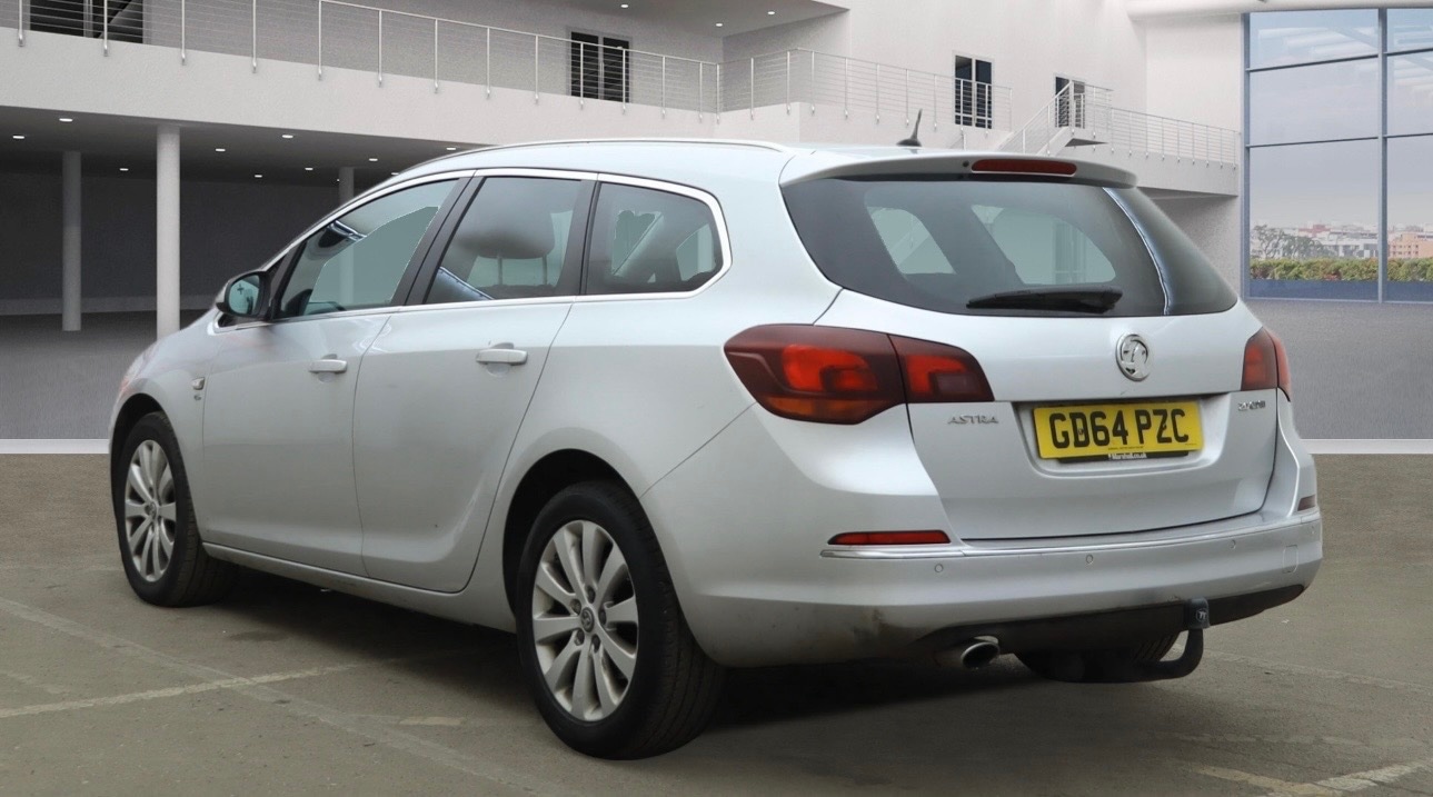 Used Vauxhall Astra 2015 for sale - 77819248: Photo 4