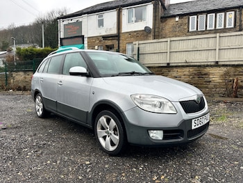 Used Skoda Fabia 2010 for sale - 77461861: Photo