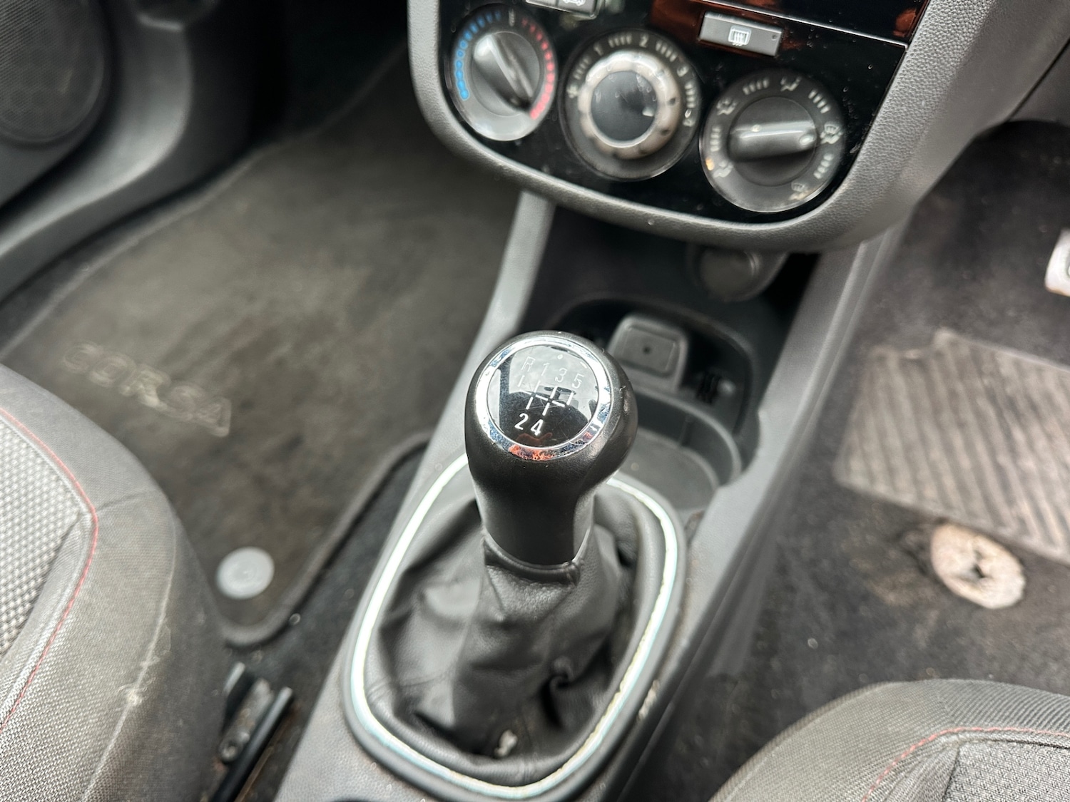 Used Vauxhall Corsa 2011 for sale - 77595733: Photo 13