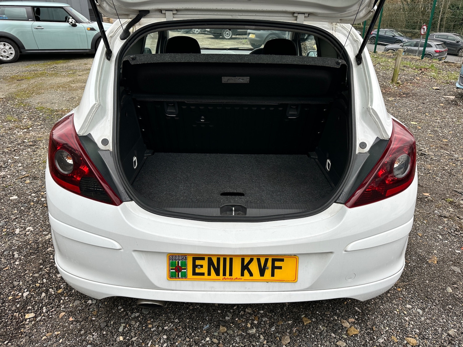 Used Vauxhall Corsa 2011 for sale - 77595733: Photo 7