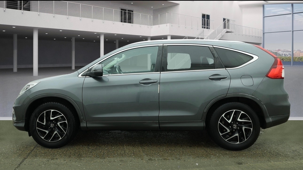 Used Honda CR-V 2016 for sale - 77536108: Photo 3