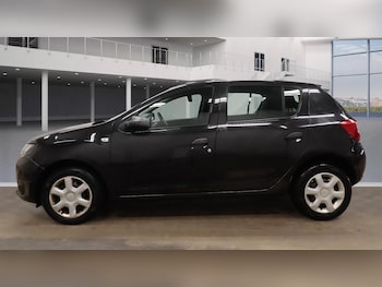 Used Dacia Sandero 2013 for sale - 77064179: Photo