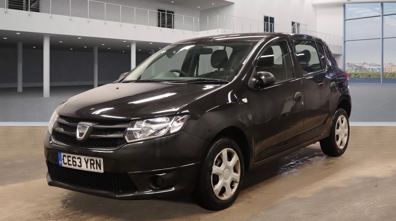 Used Dacia Sandero 2013 for sale - 77064179: Photo 3